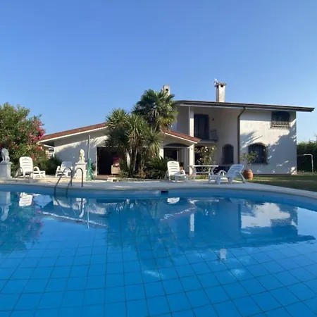 Private Multi-family With Pool And Garden * Bibione