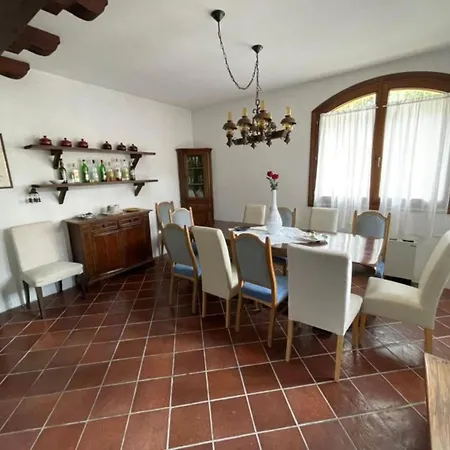 Private Multi-family With Pool And Garden Villa Bibione