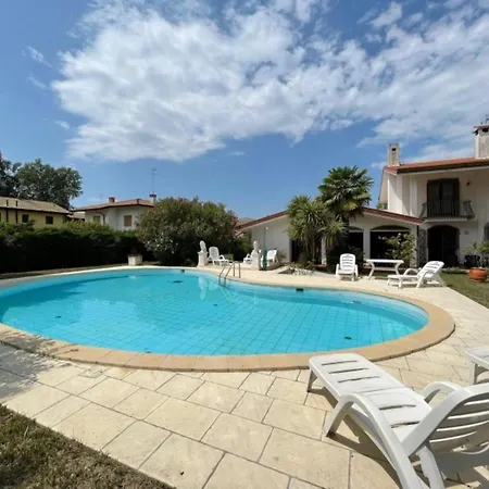 Private Multi-family With Pool And Garden Villa *
